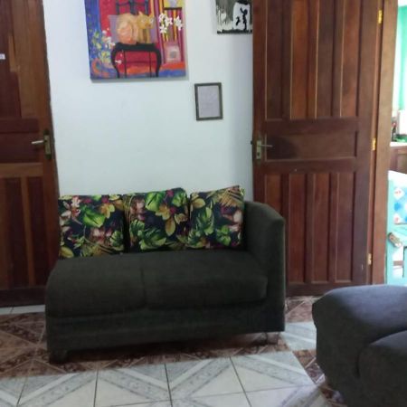 פאראטי Live Hostel מראה חיצוני תמונה